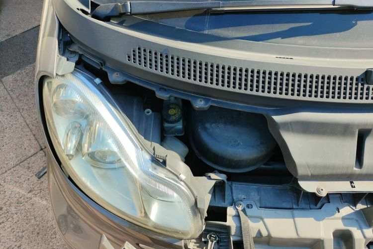 Used smart fortwo 2011 1.0 MHD Hardtop Standard Edition Engine Bay Right