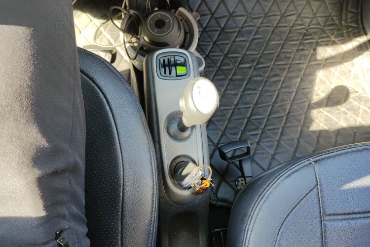 Used smart fortwo 2011 1.0 MHD Hardtop Standard Edition Gear Lever