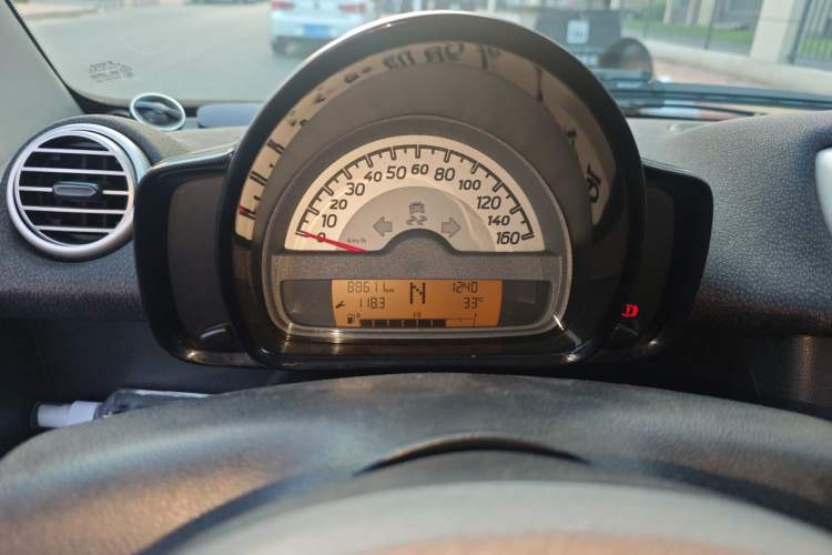 Used smart fortwo 2011 1.0 MHD Kobe Special Edition Instrument Cluster