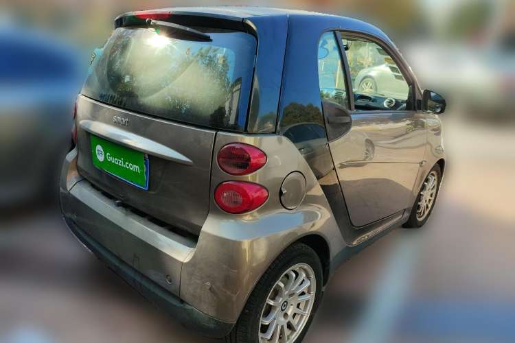 Used smart fortwo 2011 1.0 MHD Hardtop Standard Edition Rear Right 45 Deg