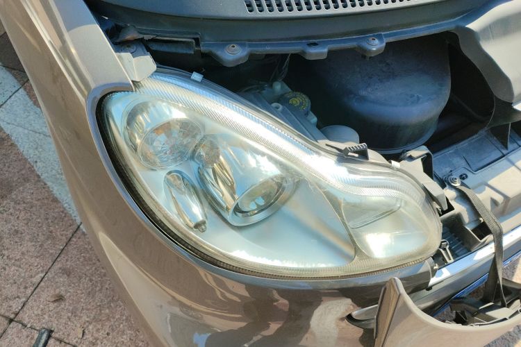 Used smart fortwo 2011 1.0 MHD Hardtop Standard Edition Right Front Headlight