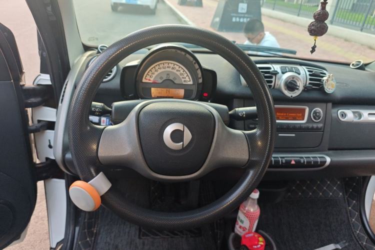 Used smart fortwo 2011 1.0 MHD Kobe Special Edition Steering Wheel