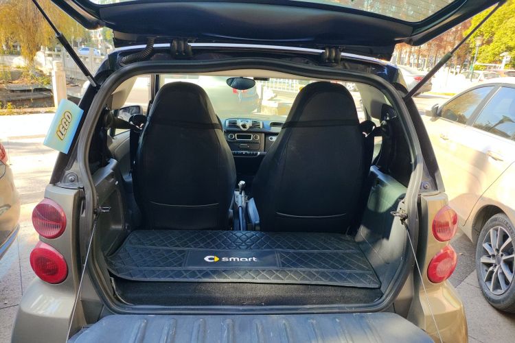 Used smart fortwo 2011 1.0 MHD Hardtop Standard Edition Trunk