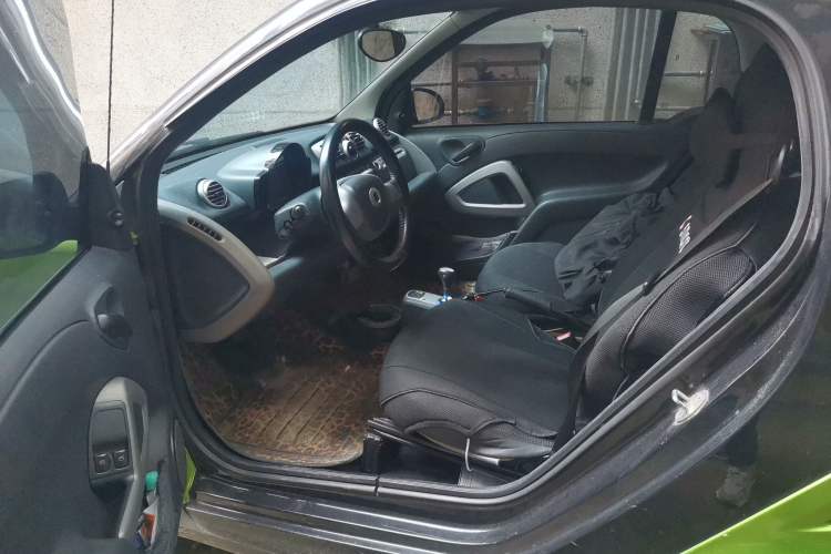 Used smart fortwo 2011 1.0 MHD Hardtop Standard Edition Driver Seat