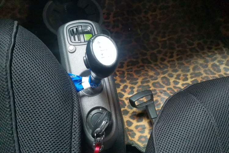 Used smart fortwo 2011 1.0 MHD Hardtop Standard Edition Gear Lever