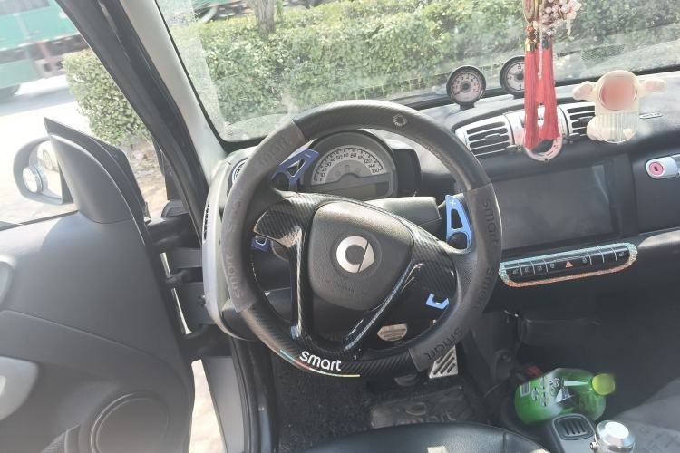 Used smart fortwo 2011 1.0T Hardtop Passion Edition Steering Wheel