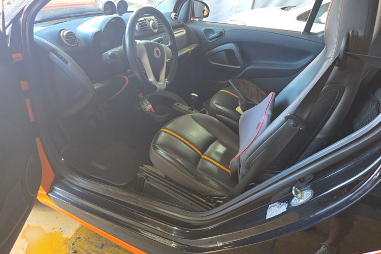 Used smart fortwo 2011 1.0 MHD Hardtop Flame Edition Left Front Seat