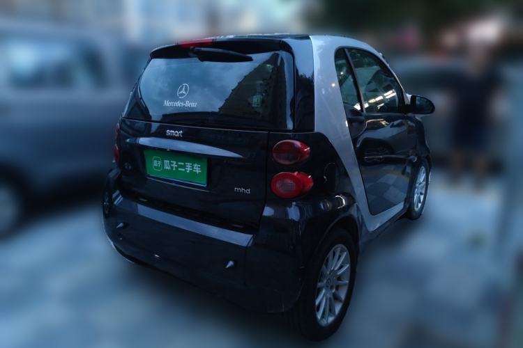 Used smart fortwo 2011 1.0 MHD Hardtop Passion Edition Rear Right 45 Deg