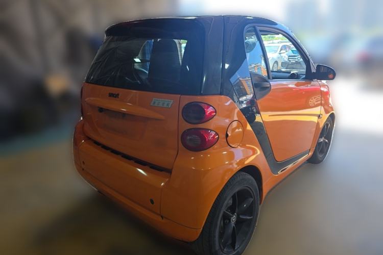 Used smart fortwo 2011 1.0 MHD Hardtop Flame Edition Rear Right 45 Deg