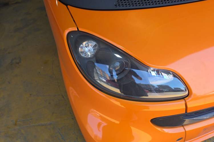 Used smart fortwo 2011 1.0 MHD Hardtop Flame Edition Right Front Headlight