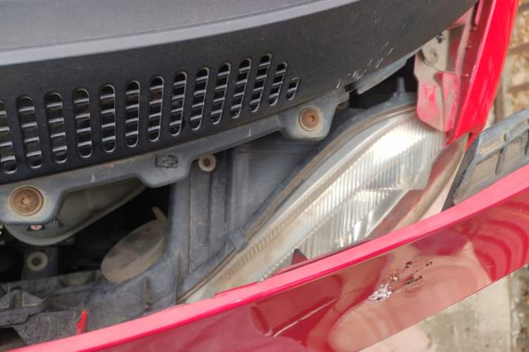 Used smart fortwo 2011 1.0 MHD Kobe Special Edition Engine Bay Left