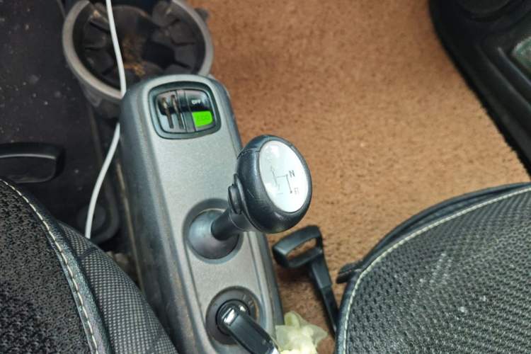Used smart fortwo 2011 1.0 MHD Hardtop Standard Edition Gear Lever