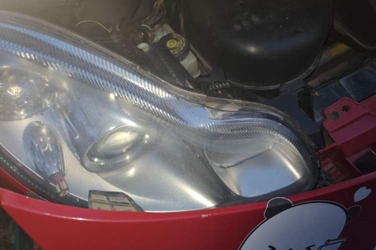 Used smart fortwo 2011 1.0 MHD Convertible Passion Edition Right Front Headlight