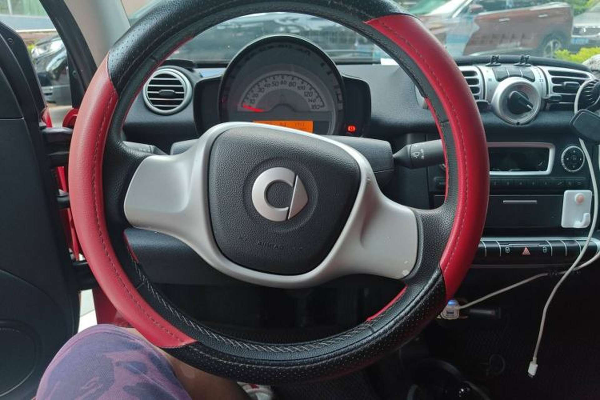 Used smart fortwo 2011 1.0 MHD Convertible Passion Edition Steering Wheel
