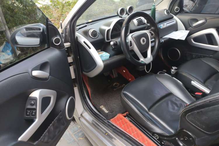Used smart fortwo 2011 1.0T Bosu Special Edition Driver Seat