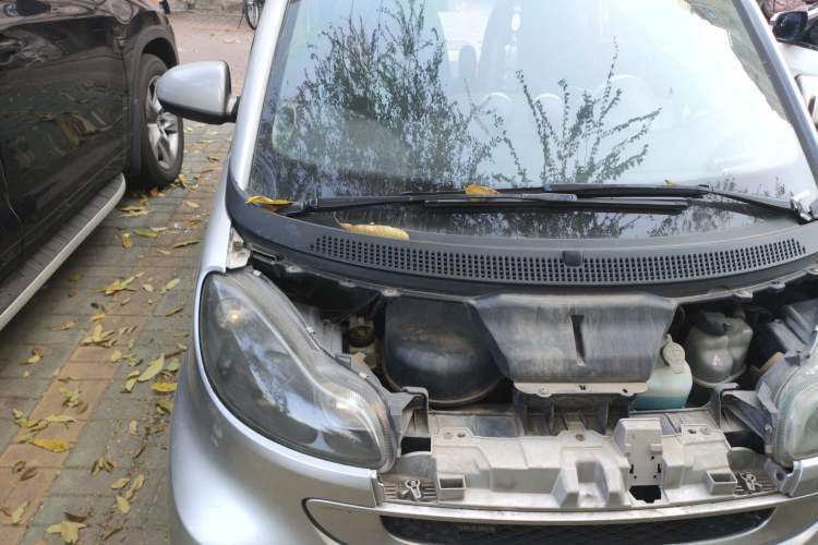 Used smart fortwo 2011 1.0T Bosu Special Edition Engine Bay
