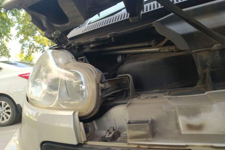 Used smart fortwo 2011 1.0 MHD Hardtop Standard Edition Engine Bay Right