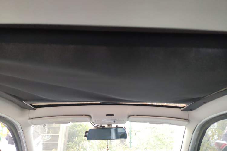 Used smart fortwo 2011 1.0T Bosu Special Edition Headliner