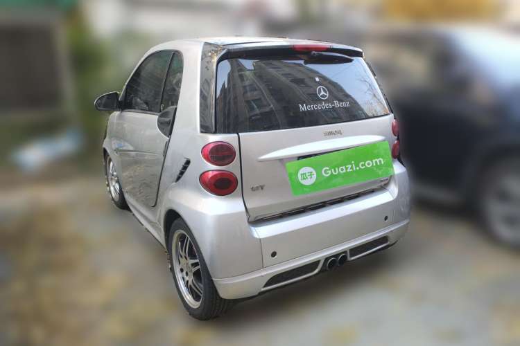 Used smart fortwo 2011 1.0T Bosu Special Edition Rear Left 45 Deg