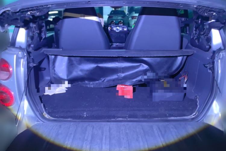 Used smart fortwo 2011 1.0T Convertible Passion Edition Trunk