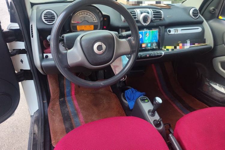 Used smart fortwo 2011 1.0 MHD Kobe Special Edition Center Console