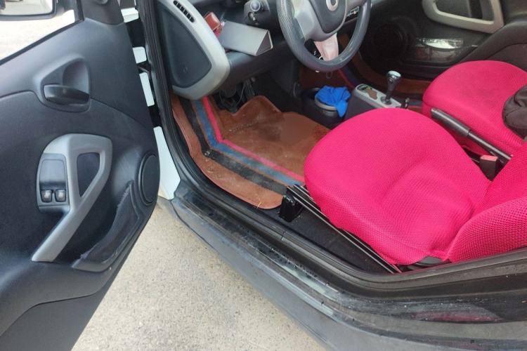Used smart fortwo 2011 1.0 MHD Kobe Special Edition Driver Seat