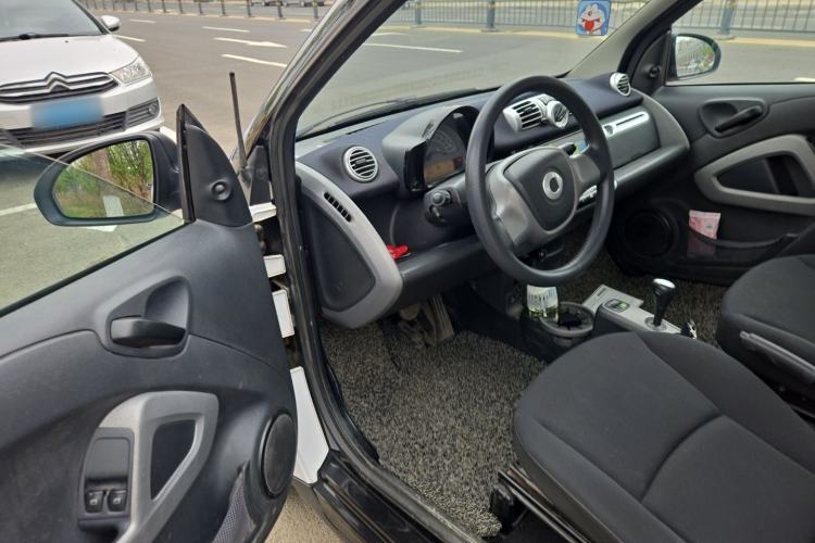 Used smart fortwo 2011 1.0 MHD Hardtop Standard Edition Driver Seat
