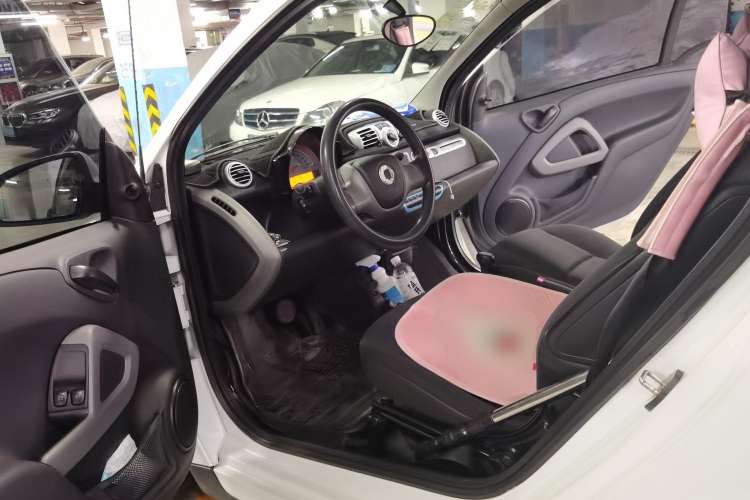 Used smart fortwo 2011 1.0 MHD Hardtop Standard Edition Driver Seat