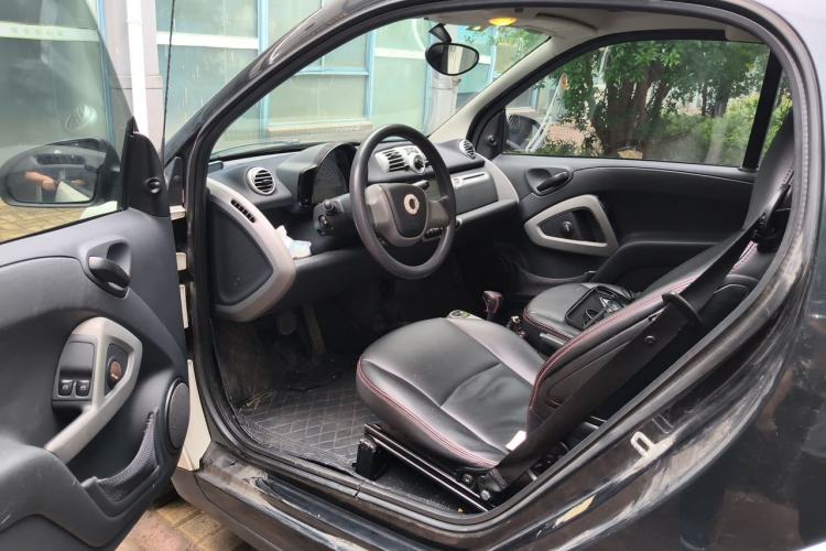 Used smart fortwo 2011 1.0 MHD Hardtop Standard Edition Driver Seat