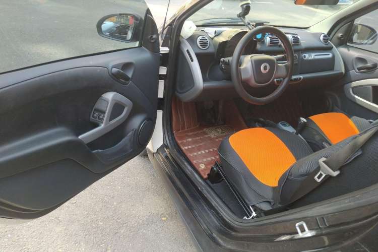 Used smart fortwo 2011 1.0 MHD Hardtop Standard Edition Driver Seat