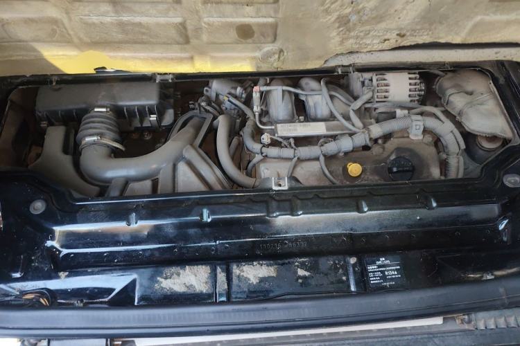 Used smart fortwo 2011 1.0 MHD Kobe Special Edition Engine Bay