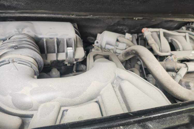 Used smart fortwo 2011 1.0 MHD Hardtop Standard Edition Engine Bay Left