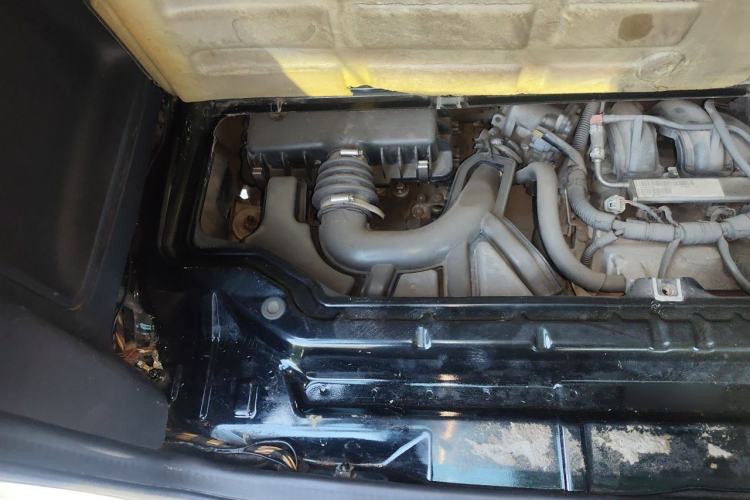 Used smart fortwo 2011 1.0 MHD Kobe Special Edition Engine Bay Right