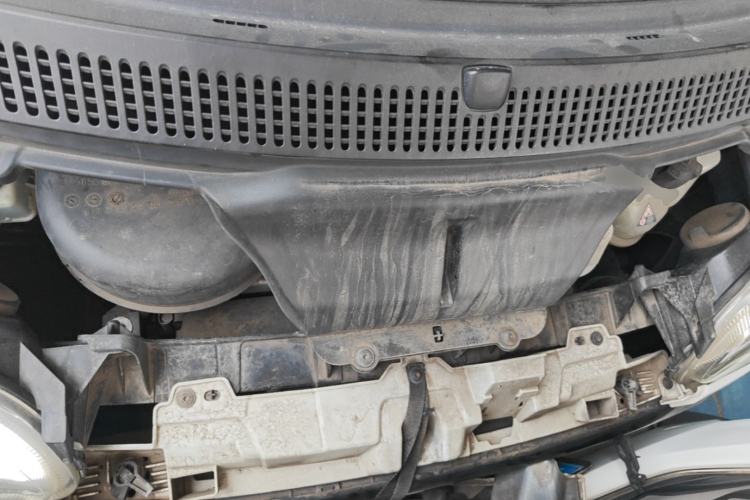 Used smart fortwo 2011 1.0 MHD Hardtop Standard Edition Engine Bay
