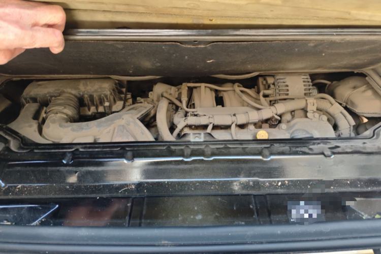 Used smart fortwo 2011 1.0 MHD Hardtop Passion Edition Engine Bay