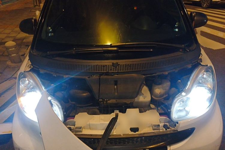 Used smart fortwo 2011 1.0T Hardtop Passion Edition Engine Bay