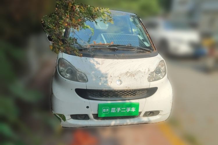 Used smart fortwo 2011 1.0T Convertible Passion Edition Front Right 45 Deg