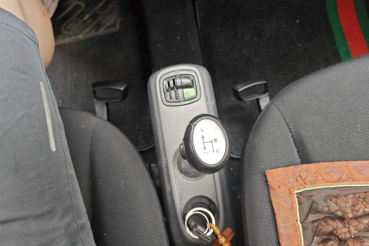Used smart fortwo 2011 1.0 MHD Hardtop Standard Edition Gear Lever