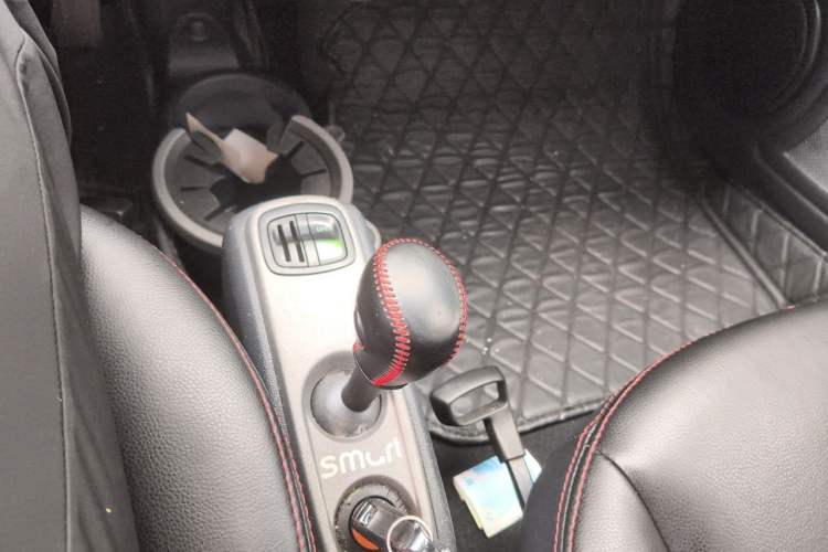 Used smart fortwo 2011 1.0 MHD Hardtop Standard Edition Gear Lever