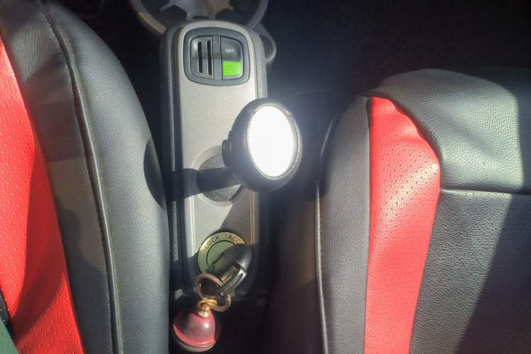 Used smart fortwo 2011 1.0 MHD Hardtop Standard Edition Gear Lever
