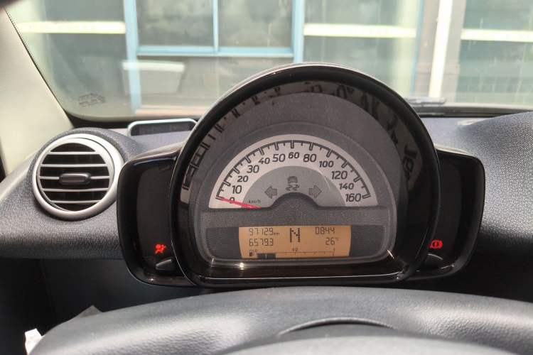 Used smart fortwo 2011 1.0 MHD Hardtop Standard Edition Instrument Cluster