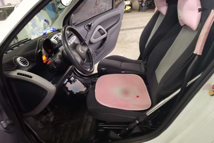 Used smart fortwo 2011 1.0 MHD Hardtop Standard Edition Left Front Seat