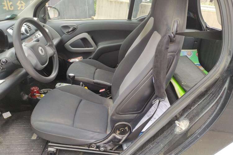 Used smart fortwo 2011 1.0 MHD Hardtop Standard Edition Left Front Seat