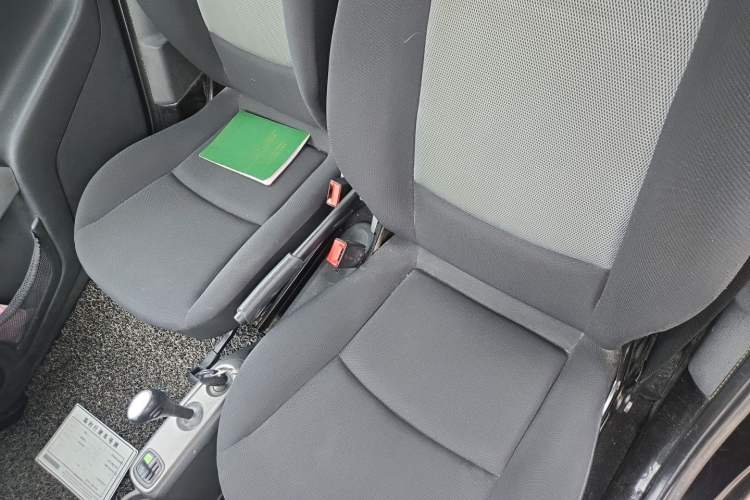 Used smart fortwo 2011 1.0 MHD Hardtop Standard Edition Left Rear Seat