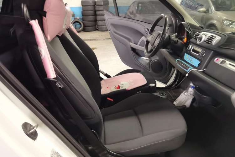 Used smart fortwo 2011 1.0 MHD Hardtop Standard Edition Left Rear Seat