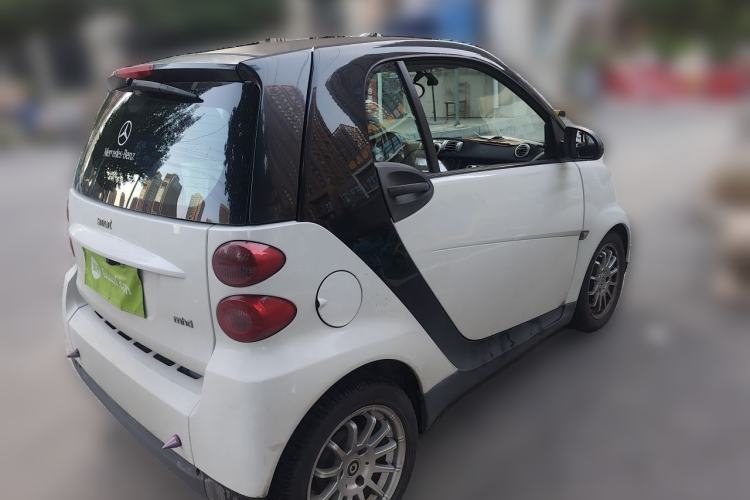 Used smart fortwo 2011 1.0 MHD Kobe Special Edition Rear Right 45 Deg