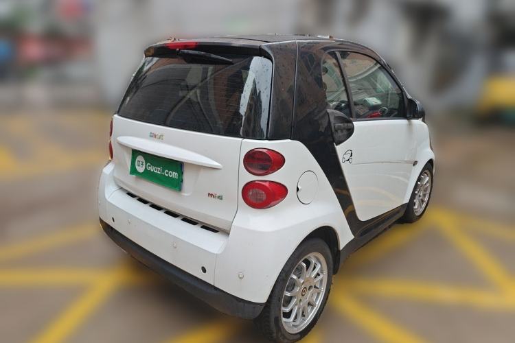 Used smart fortwo 2011 1.0 MHD Hardtop Standard Edition Rear Right 45 Deg