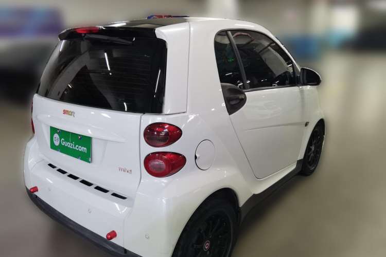 Used smart fortwo 2011 1.0 MHD Hardtop Standard Edition Rear Right 45 Deg
