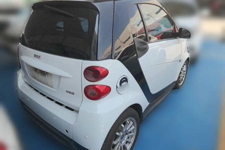 Used smart fortwo 2011 1.0 MHD Hardtop Standard Edition Rear Right 45 Deg
