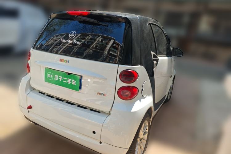 Used smart fortwo 2011 1.0 MHD Hardtop Passion Edition Rear Right 45 Deg